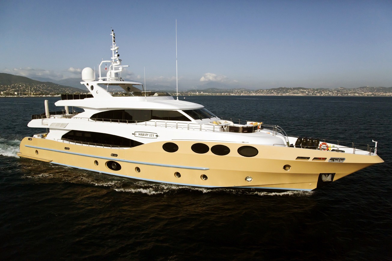 Marina Wonder Yacht.html